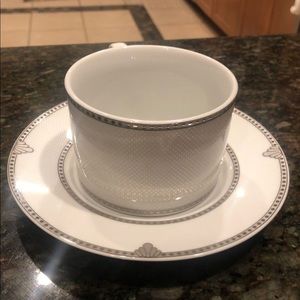 Brand NEW Mikasa Tea and Coffee Cup/Plate.  18 pc